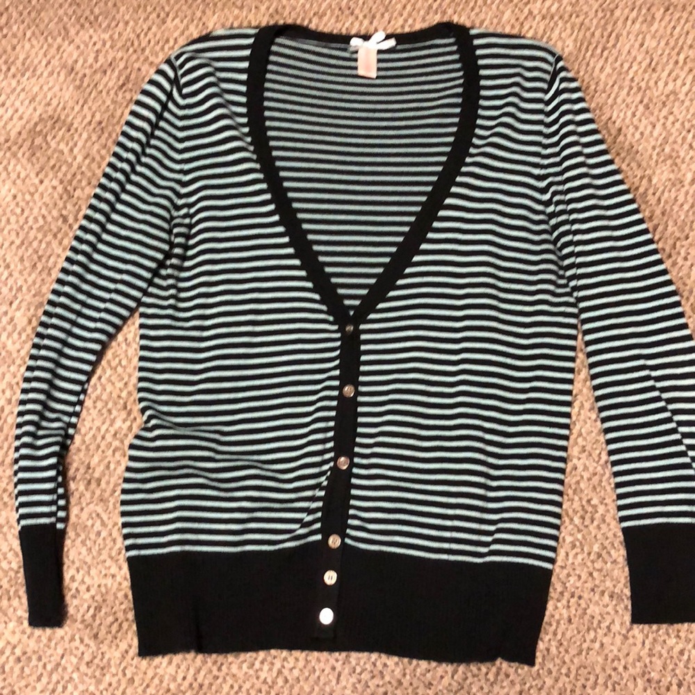Cardigan - Mint Green & Black